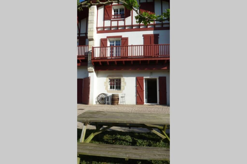 Appartement Hendaye Юрюня Екстериор снимка